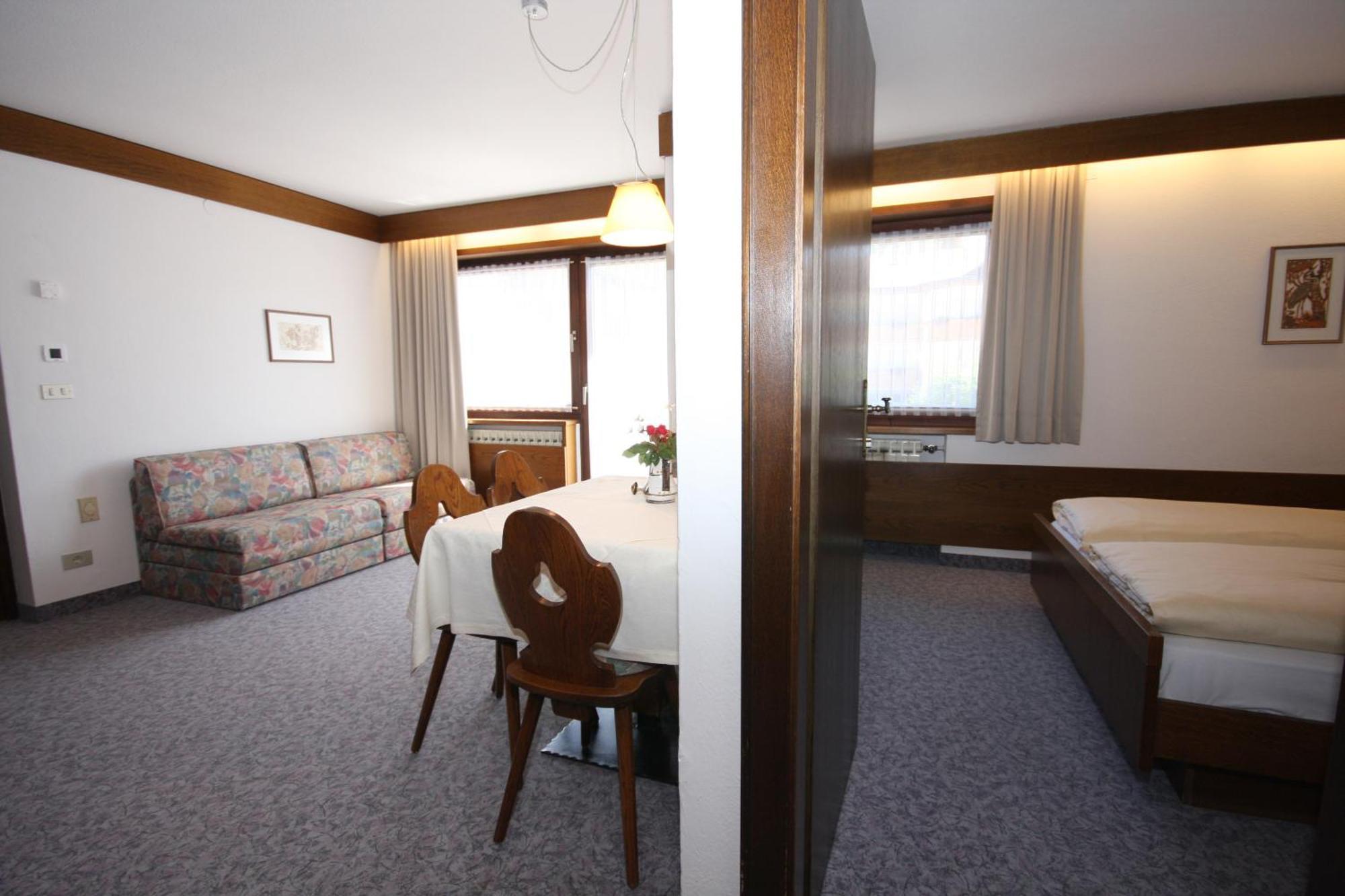 Apartments Residence Alta Badia Colfosco Phòng bức ảnh